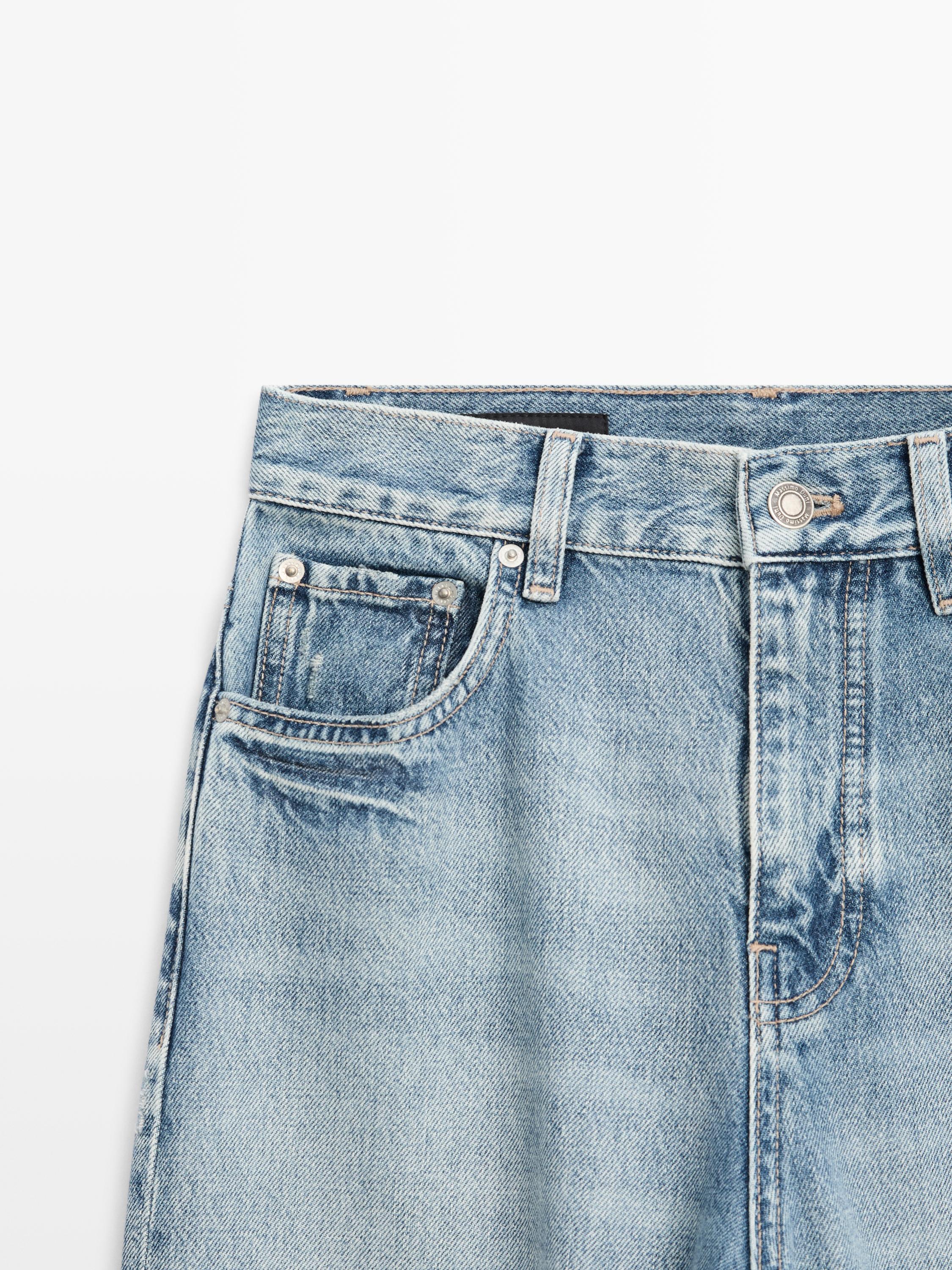 Wide-leg jeans